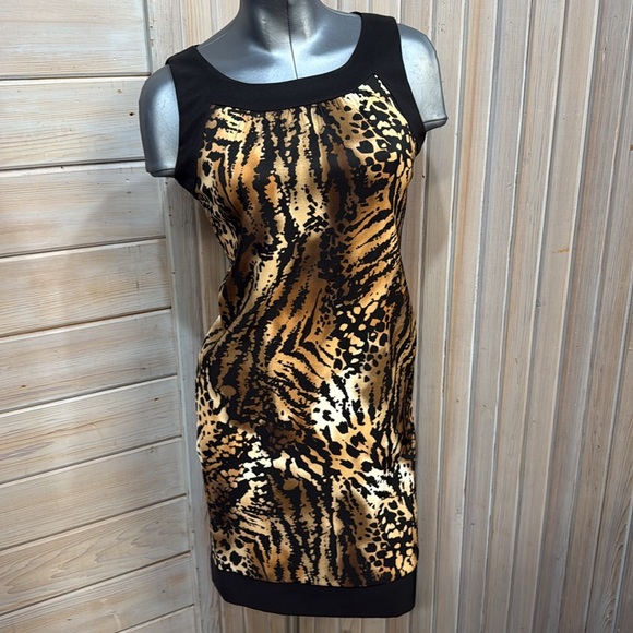 AB Studio Dresses & Skirts - Ab Studio Animal Print U-neck Midi Dress Size 2